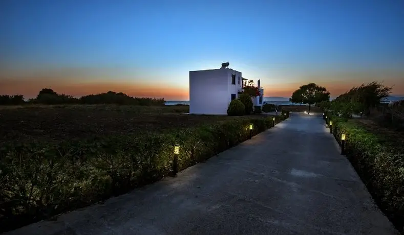 Nautilus Beach House 