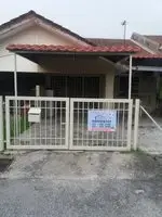 FirZan Homestay Bukit Mahkota 