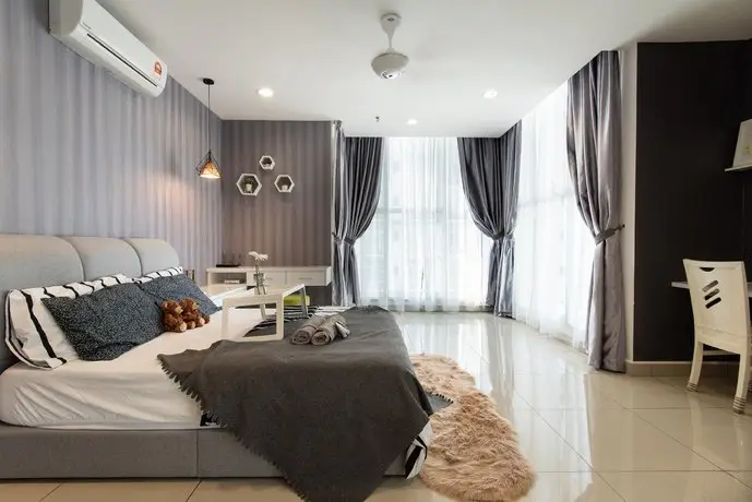 Homestay - Modern Luxury Studio