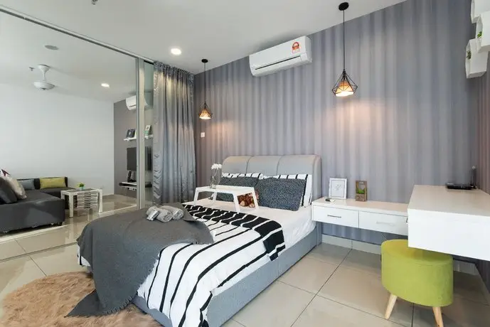 Homestay - Modern Luxury Studio