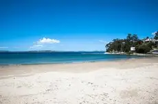 On The Beach Waterfront Apartment 