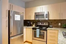 Southend 1 BR Apt with Parking by Frontdesk 