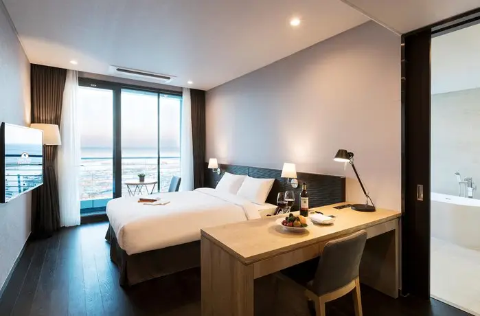 Seabay Hotel Gangneung 