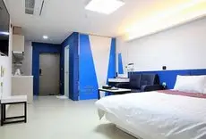 Yeousu Yongbeach Hostel 