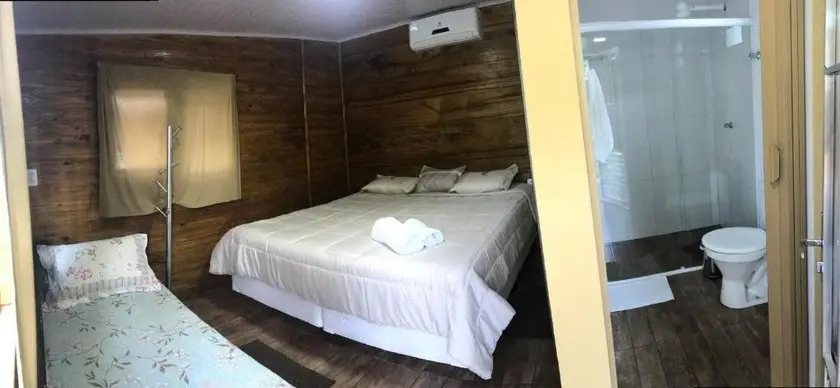 Tombo Beach Hostel 