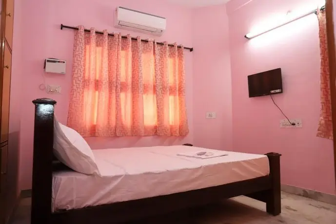 Aishwaryam Service Apartment 