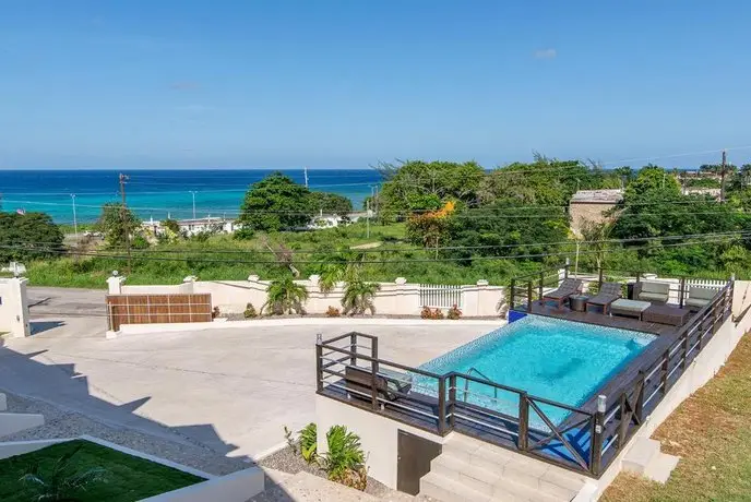 Luxury 2BR Home facing Beach w/Pool Montego Bay 5