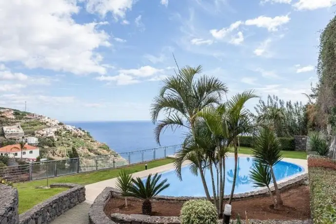 Sunrise Apartment Calheta 