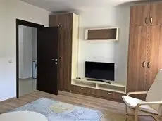 Lira Holiday Apartments 