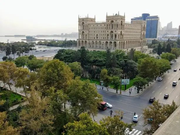 Apartment with Formula 1 view