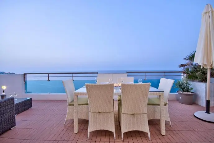 Magnificent Seafront 2-bedroom Sliema penthouse