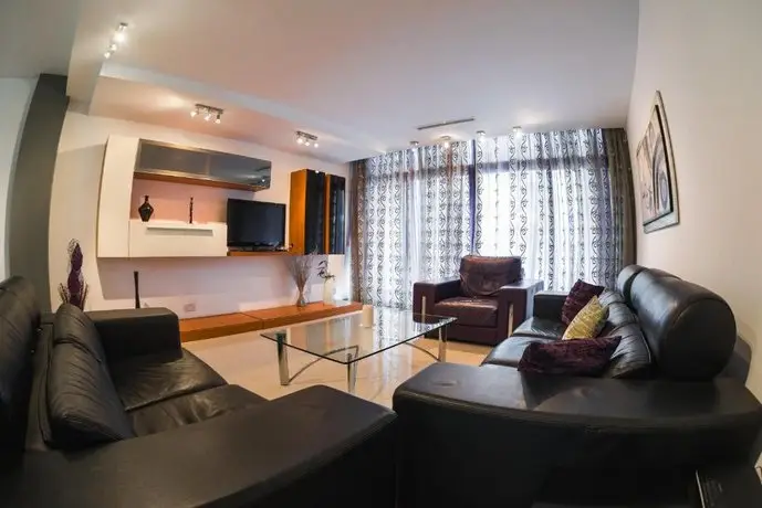 3 Bedroom Apartment 5th Floor