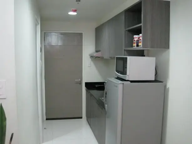 Serviced Suite at The Currency Ortigas Manila 