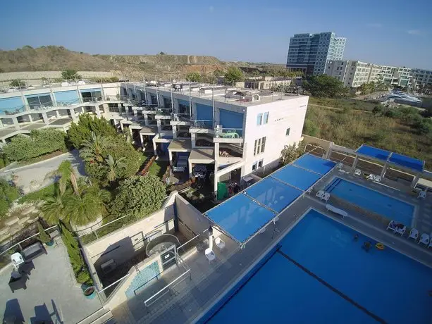 Israel Marina Village Garden Vacation Apartment 