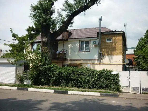 Guest House on Khersonskaya 61