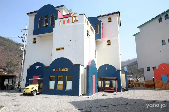 Chuncheon CN Black Pension