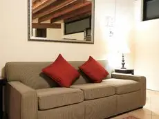 El encanto de Valenciana Studio Apartment with private garage 