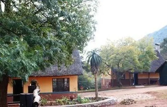 Lokovhela Mountain Cottages 