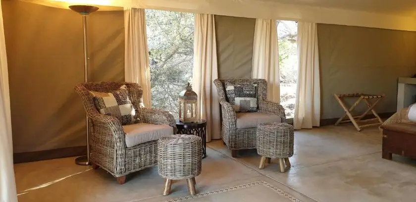 Nyati Safari Lodge 