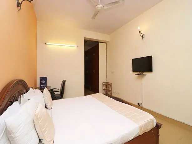 OYO 708 Hotel Sanjeevni