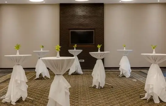 Protea Hotel by Marriott Owerri Select 