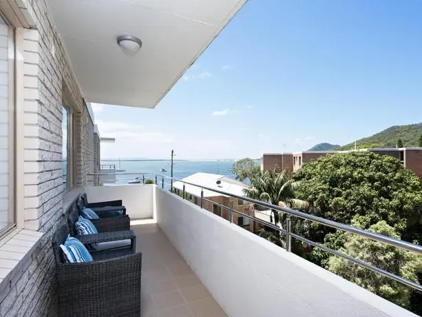 Shoal Bay Road Del Rae Unit 18 25