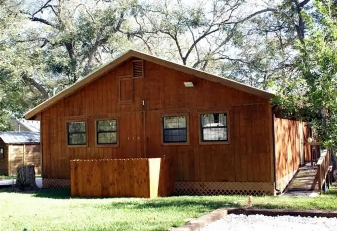 Rio Cancion on the Guadalupe - Cabin 2