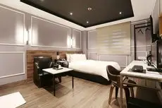 Louis Hotel Gangneung 