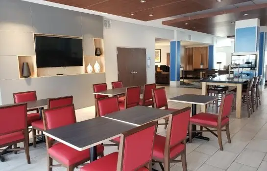 Holiday Inn Express & Suites Nashville North - Springfield