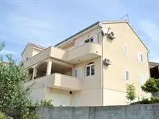 Apartments Ana Okrug Gornji Ciovo 