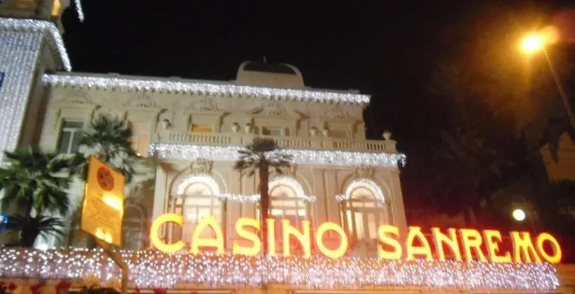 Mono vicino Casino'