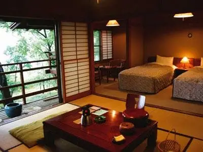 Ryokan Nakadanasou