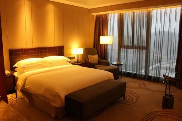 Golden Eagle Summit Hotel Yancheng 