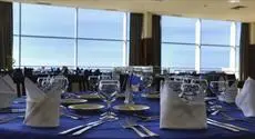 Ever Caparica Beach & Conference Hotel 