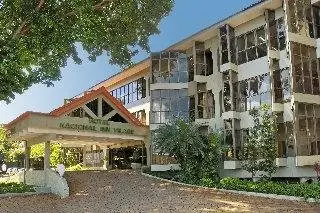 Hotel Village Inn 