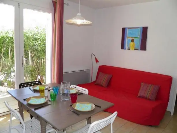 Apartment Deux pieces en rdj proche plage 1