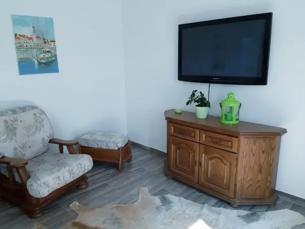 Apartman Marina Sutivan