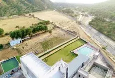 Parvat valley resort 