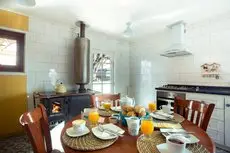 Abriga Bed and Breakfast 