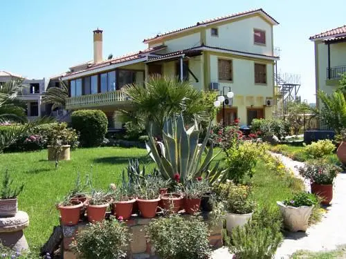 Villa Ariadni Guesthouse 