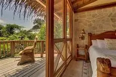 Belize Tree House Resort at Caves Branch 