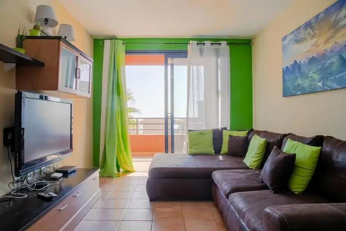 Cozy 2 Bedroom Apartment Playa Paraiso 