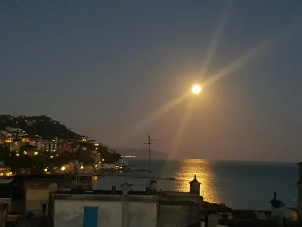 Seaview Rapallo's Heart Skyline 