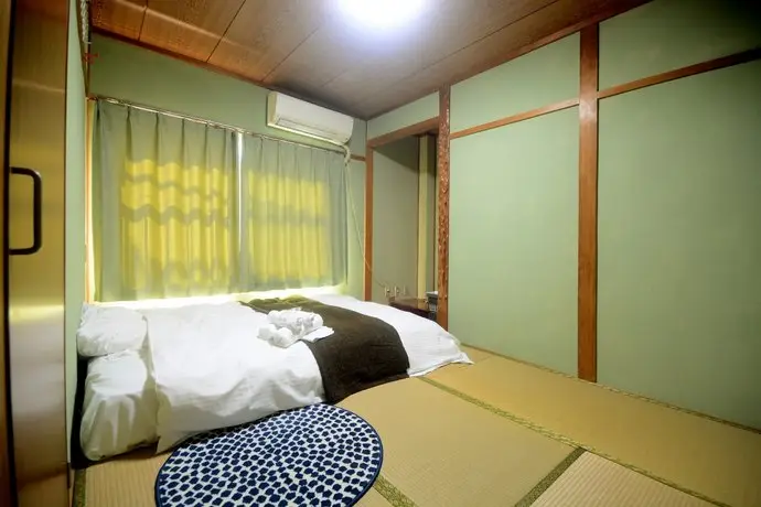 Samurai Apartment 