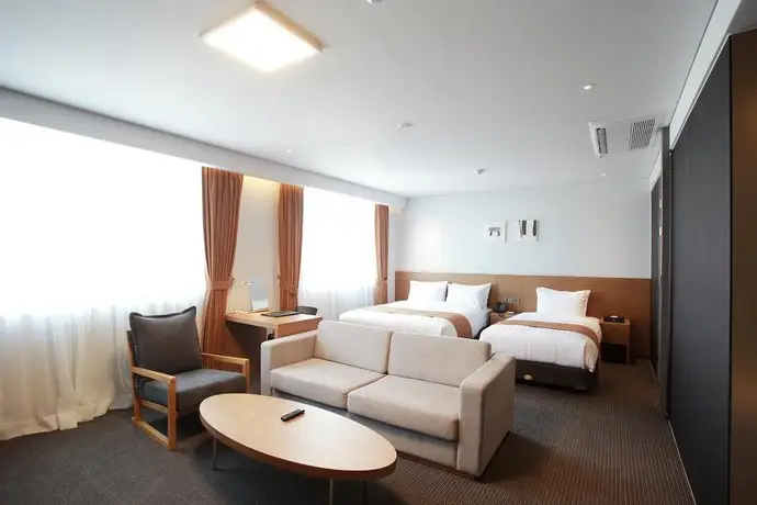 Gangneung City Hotel 