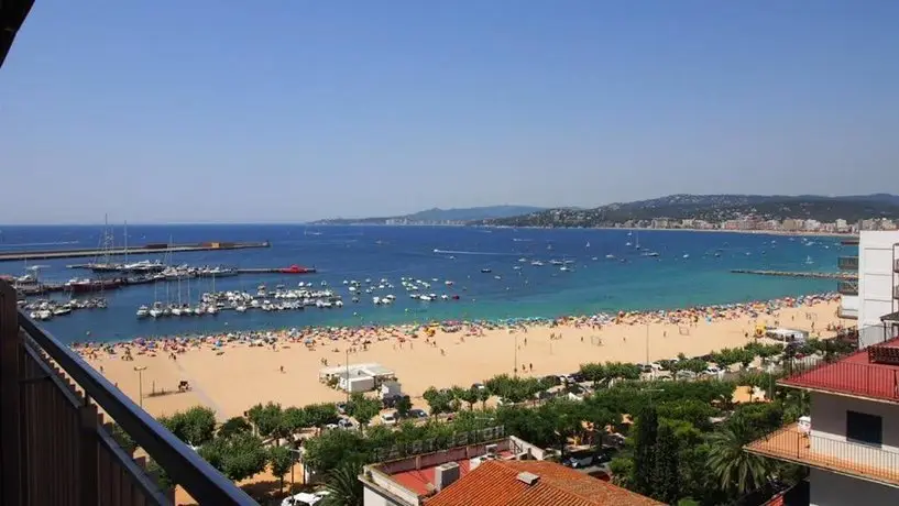 Seafront Apartment in Palamos