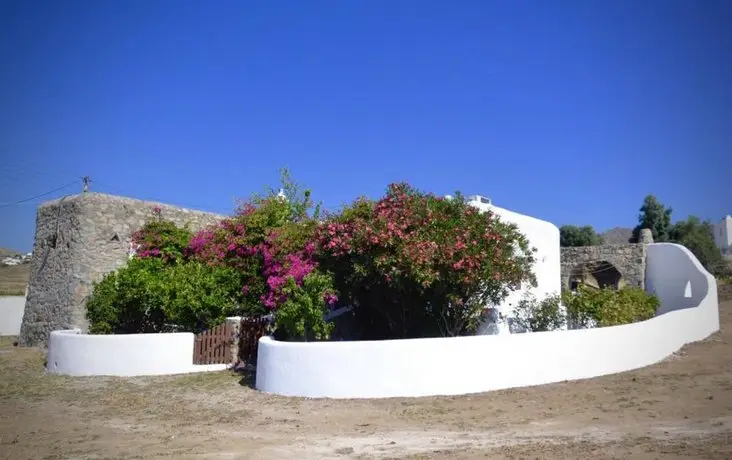 Lovely and Homely Mykonian Cottage