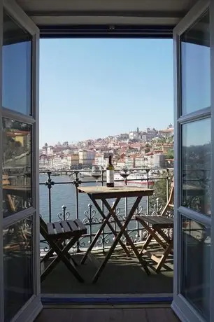 Porto View by Patio 25