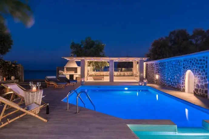 Damma Beachfront Luxury Villa