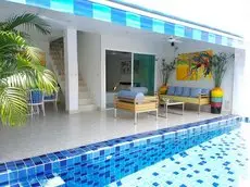 Cosy 3 Bedroom Duplex w/ Private Pool Near Beach 